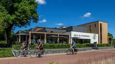 How Hotel de Sterrenberg saves one FTE and earns €75+ extra per room